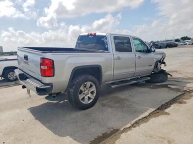 منظر 2014 GMC SIERRA K1500 SLE، زاوية 3