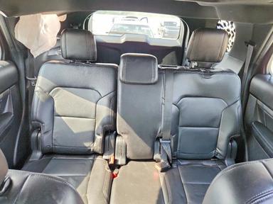 2018 FORD EXPLORER XLT view, angle 10