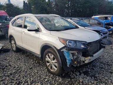 Vue de 2014 HONDA CR-V EXL, angle 4