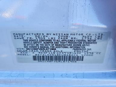 Vue de 2024 NISSAN VERSA SR, angle 13