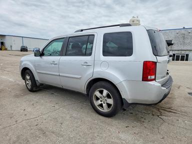 Vista de 2009 HONDA PILOT EXL, ángulo 2