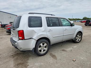 Vista de 2009 HONDA PILOT EXL, ángulo 3