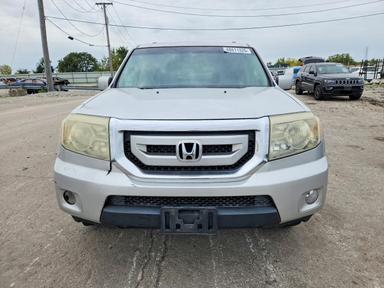 Vista de 2009 HONDA PILOT EXL, ángulo 5