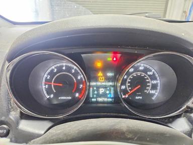 Vista de 2017 MITSUBISHI OUTLANDER SPORT SEL, ángulo 9