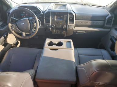 Vue de 2019 FORD F250 SUPER DUTY, angle 8