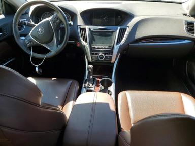 Vista de 2016 ACURA TLX, ángulo 8