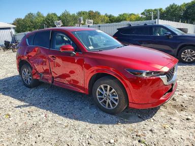 Vue de 2024 MAZDA CX-5 PREFERRED, angle 4