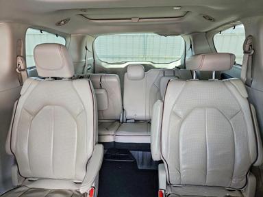 منظر 2018 CHRYSLER PACIFICA LIMITED، زاوية 10