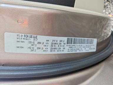 منظر 2018 CHRYSLER PACIFICA LIMITED، زاوية 13