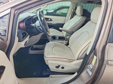 منظر 2018 CHRYSLER PACIFICA LIMITED، زاوية 7