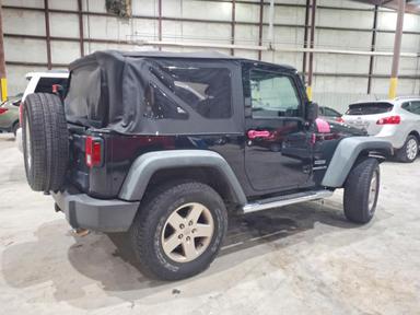 منظر 2011 JEEP WRANGLER SPORT، زاوية 3