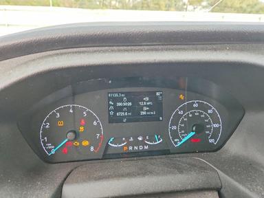 Vista de 2020 FORD TRANSIT T-350, ángulo 9