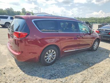 Вид 2019 CHRYSLER PACIFICA TOURING L, угол 3