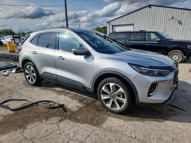 Vista de 2023 FORD ESCAPE PLATINUM, ángulo 4