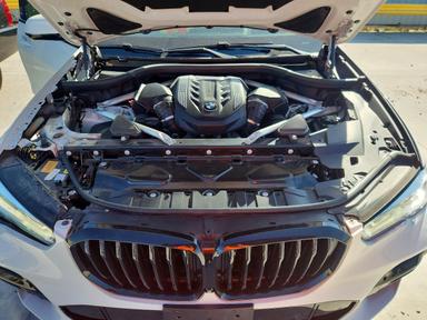 Vue de 2020 BMW X5 M50I, angle 12