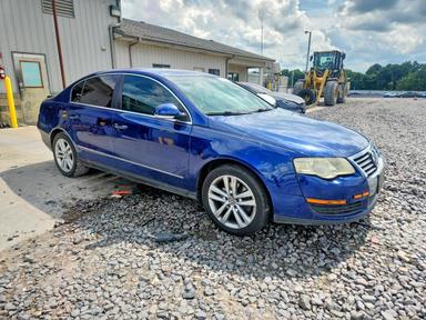 Вид 2008 VOLKSWAGEN PASSAT TURBO, угол 4