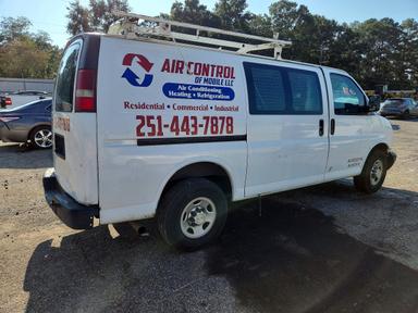 منظر 2015 CHEVROLET EXPRESS G2500، زاوية 3