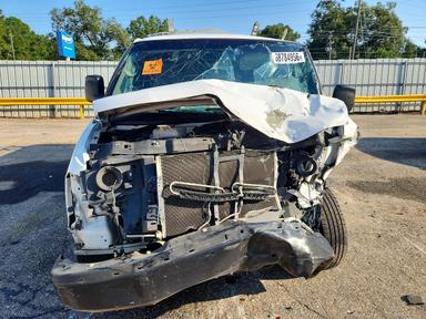 منظر 2015 CHEVROLET EXPRESS G2500، زاوية 5