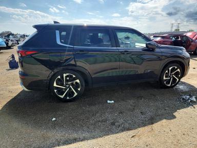 Vue de 2022 MITSUBISHI OUTLANDER SE, angle 3