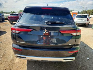 Vue de 2022 MITSUBISHI OUTLANDER SE, angle 6