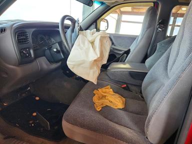 Vue de 1999 DODGE DAKOTA, angle 7