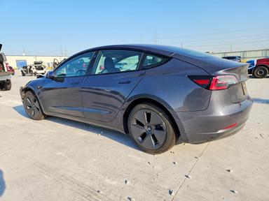 منظر 2022 TESLA MODEL 3، زاوية 2