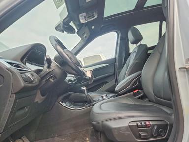 Vista de 2016 BMW X1 XDRIVE28I, ángulo 7