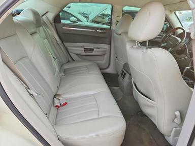 Vista de 2008 CHRYSLER 300C, ángulo 10