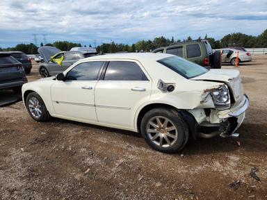 Vista de 2008 CHRYSLER 300C, ángulo 2