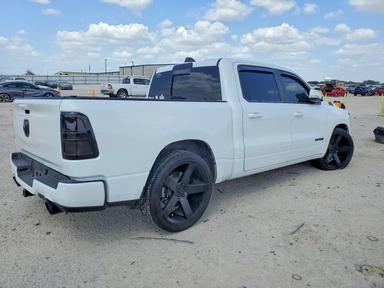 Вид 2020 RAM 1500 BIG HORN/LONE STAR, угол 3