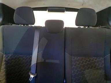 Vista de 2021 NISSAN KICKS S, ángulo 10