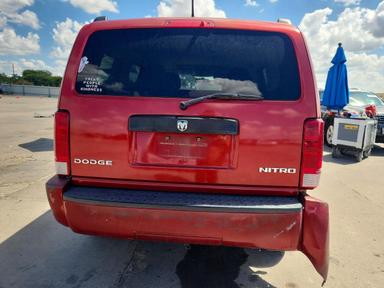 Vista de 2011 DODGE NITRO HEAT, ángulo 6