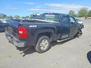 منظر 2008 CHEVROLET SILVERADO K2500 HEAVY DUTY، زاوية 3
