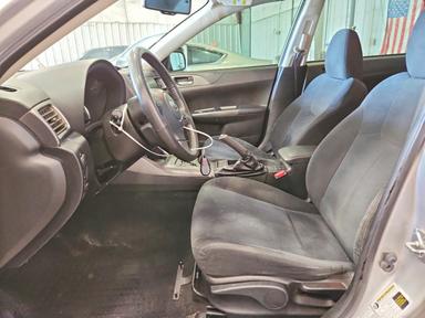 Vue de 2011 SUBARU IMPREZA 2.5I PREMIUM, angle 7
