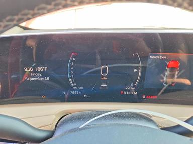 Vedere 2024 CADILLAC XT4 LUXURY, unghi 9
