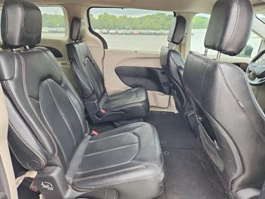 Вид 2020 CHRYSLER VOYAGER LXI, угол 11