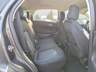 Vue de 2020 FORD EDGE SE, angle 11