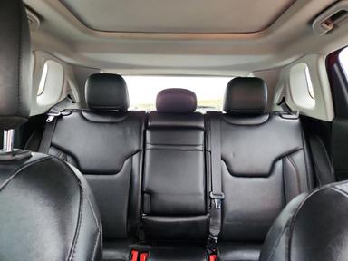 Vista de 2017 JEEP COMPASS LIMITED, ángulo 10