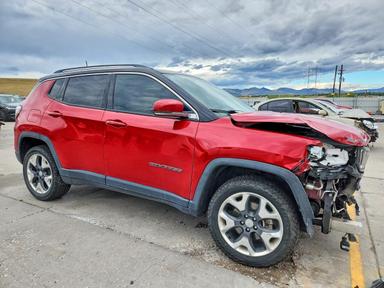 Vista de 2017 JEEP COMPASS LIMITED, ángulo 4
