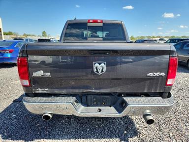 Вид 2018 RAM 1500 SLT, угол 6