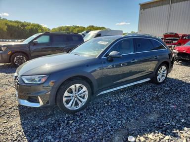 Vue de 2023 AUDI A4 ALLROAD PREMIUM PLUS, angle 1