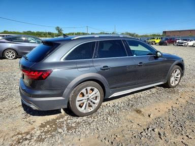Vue de 2023 AUDI A4 ALLROAD PREMIUM PLUS, angle 3
