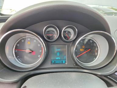 2011 BUICK REGAL CXL view, angle 9