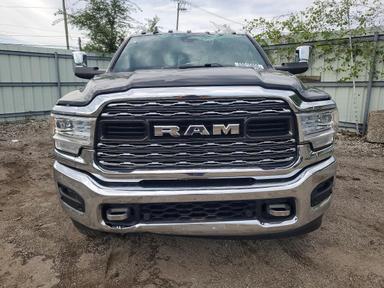 Vue de 2021 RAM 3500 LIMITED, angle 5