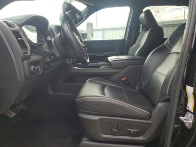 Vue de 2021 RAM 3500 LIMITED, angle 7