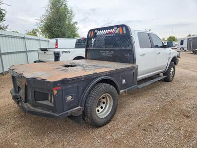 2013 RAM 3500 LARAMIE view, angle 4