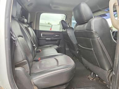 2013 RAM 3500 LARAMIE view, angle 6