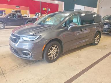 Вид 2021 CHRYSLER PACIFICA TOURING L, угол 1