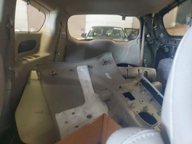 Вид 2021 CHRYSLER PACIFICA TOURING L, угол 10