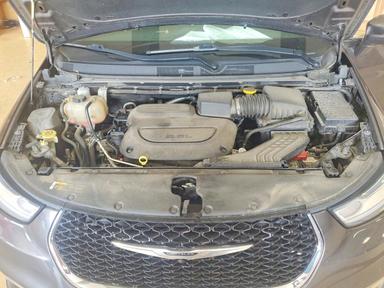 Вид 2021 CHRYSLER PACIFICA TOURING L, угол 12
